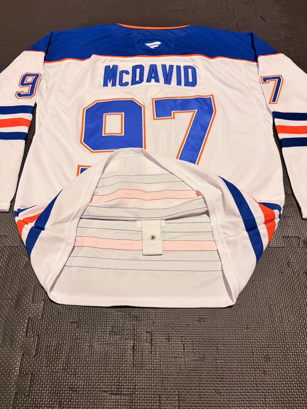 Connor McDavid #97 Edmonton Oilers Fanatics Premium Jersey - White